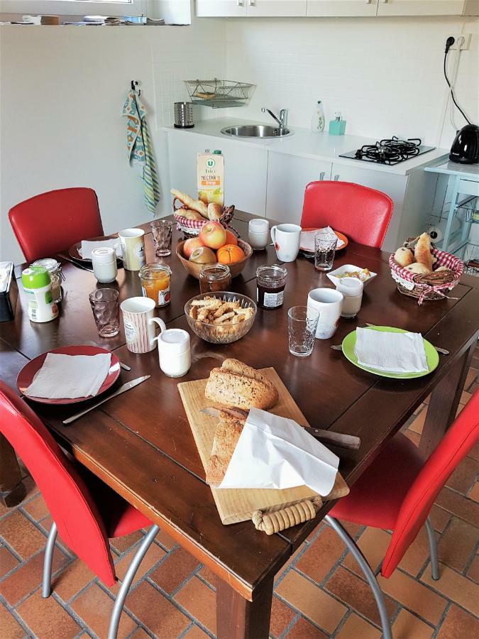 Le Domaine Des Pres Hotell Lachambre Eksteriør bilde